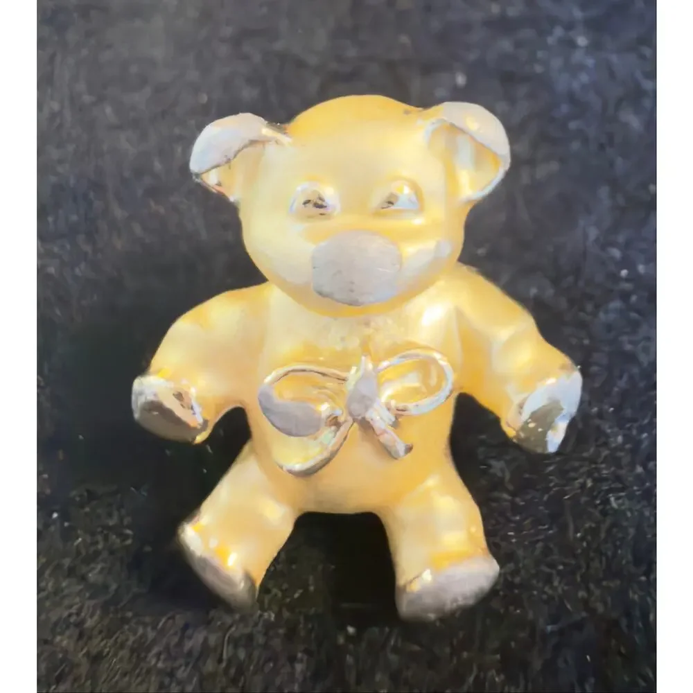 Vintage Cusno Gold-Tone Teddy Bear Lapel Pin Signed Teddy Figural